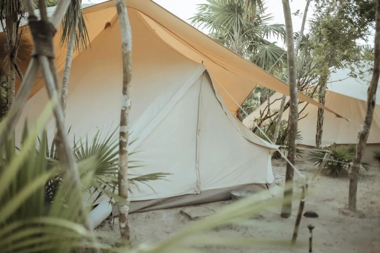 Glamp Ikal Tulum Hotel 3*,