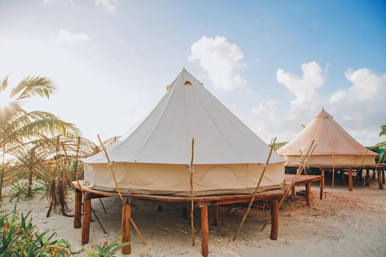 Luxe tent Glamp Ikal Tulum Hotel