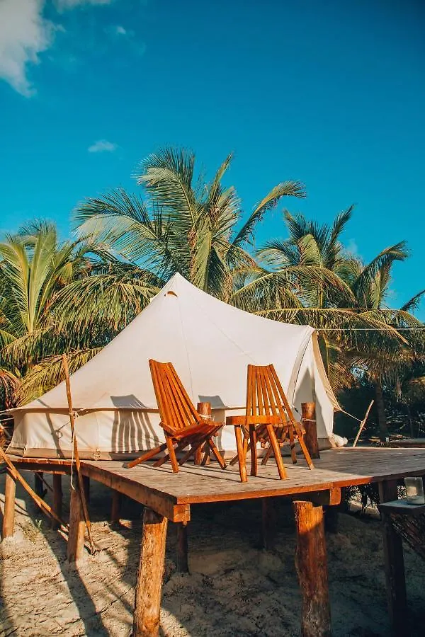 Hotel Glamp Ikal Tulum 3*,  México