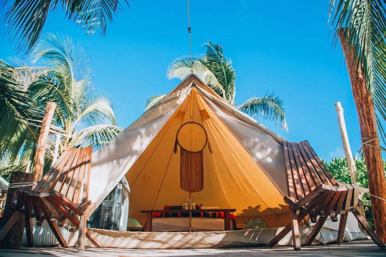 Hotel Glamp Ikal Tulum Campo de lujo