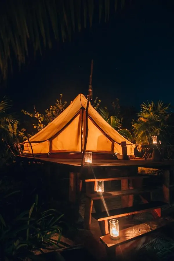 ラグジュアリーテント ホテル Glamp Ikal トゥルム