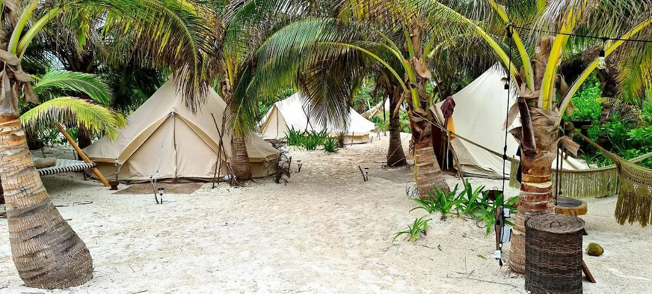 Glamp Ikal Tulum Hotell
