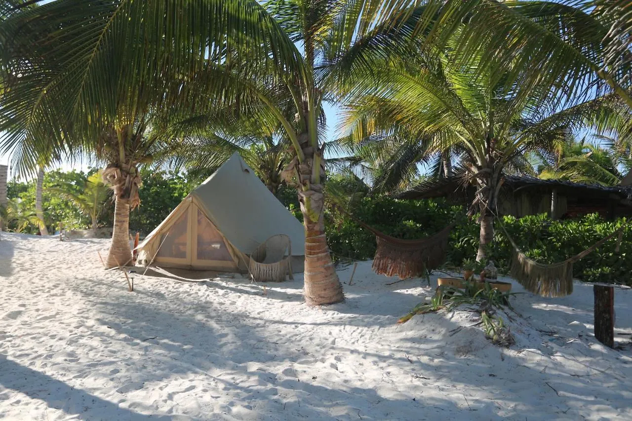 Glamp Ikal Tulum Hotell